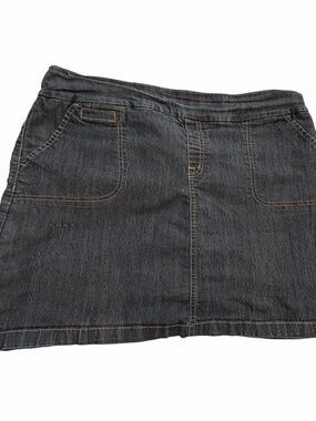 Reitmans dark denim mini skirt/Stretchy Skort-Size 15 Junior
